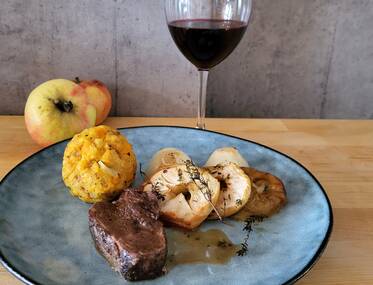 Hüferl-Rezept mit Produkten aus dem Naturpark Almenland Hüferl-Rezept mit Produkten aus dem Naturpark Almenland