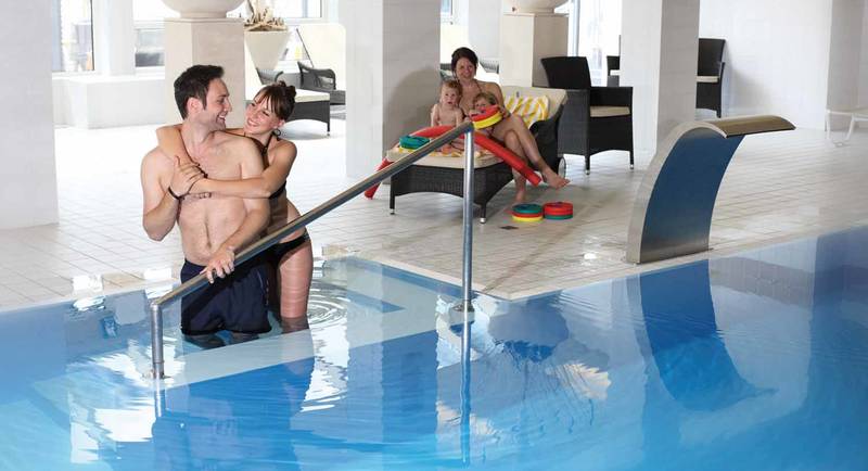 Hallenbad im Vitalhotel
