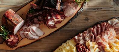 Brettljause von der Fleischerei Pierer im Naturpark Almenland.