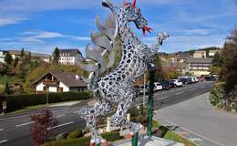 Horsshoe skulpture in St. Kathrein