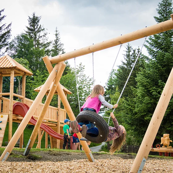 Ein großer Kinderspielplatz beim Gasthof Unterberger