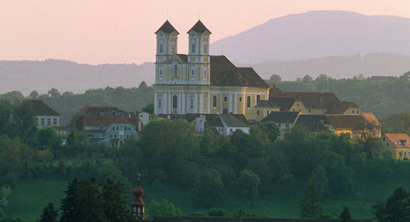 Basilika am Weizberg