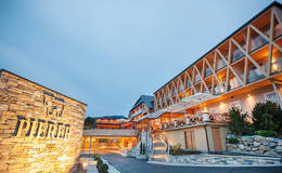 Hotel Pierer at Night