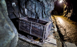 Alter Karren im Silberbergwerk Arzberg