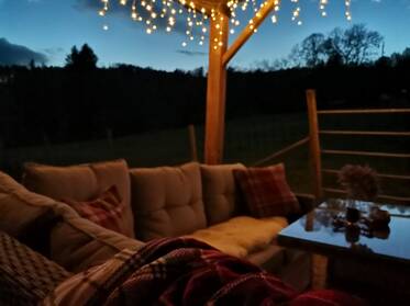 Laube in der Nacht