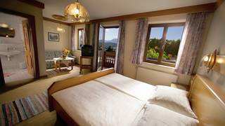 3 star operations holidays in the Nature Park