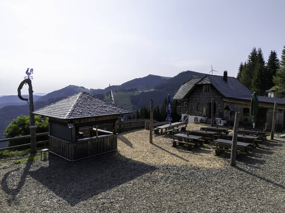 Die Almhütte der Haberlstall Alm in Gasen. 