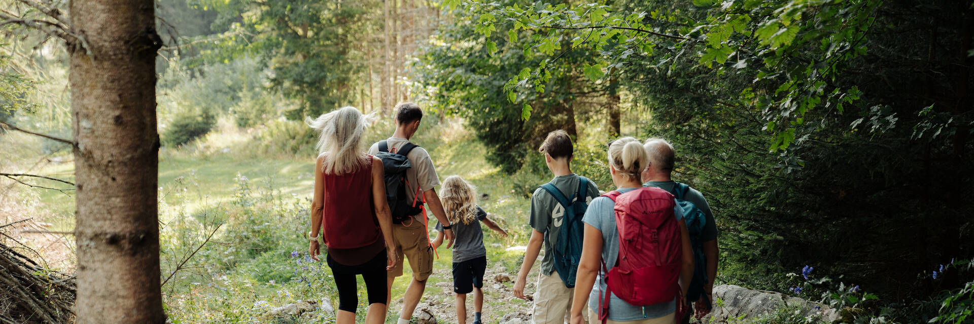 Wanderurlaub mit der ganzen Familie im Almenland.