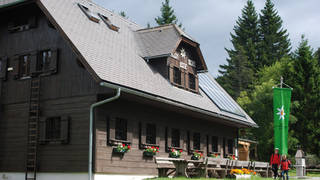 Felix Bacher Hütte / Unterkunft / Naturpark