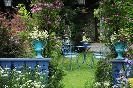 Lovely decorated theme gardens