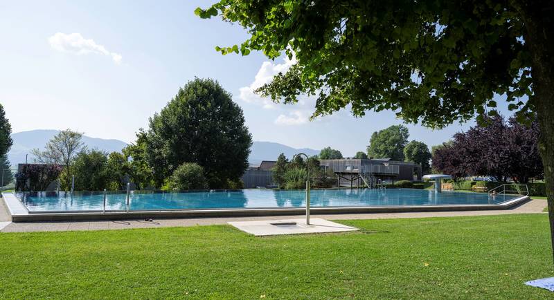 Freibad in der Gemeinde Fladnitz an der Teichalm im Naturpark Almenland, © Oststeiermark Tourismus, Kurt Elmleitner