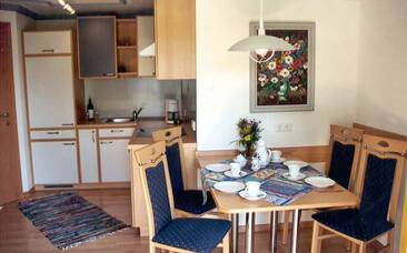 Ferienwohnung Auer Küche und Esszimmer Ferienwohnung Auer Küche und Esszimmer