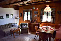 Wohnzimmer und Sitzecke im Ferienhaus Kreiner