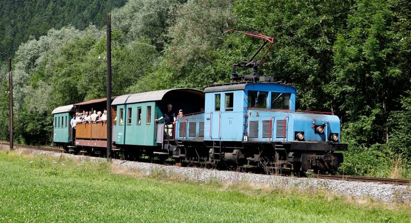 Drive with the Breitenauerbahn