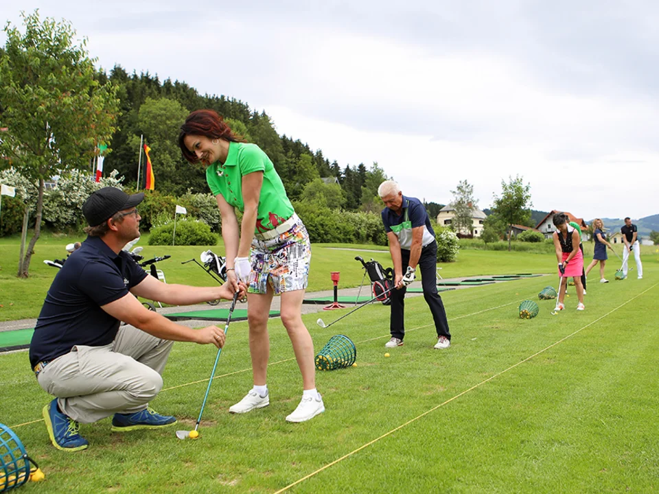 Golfplatz mit Driving Range im Naturpark Almenland Golfplatz mit Driving Range