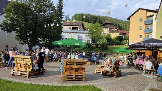 Zamsitzn'n / Feiern / Breitenau