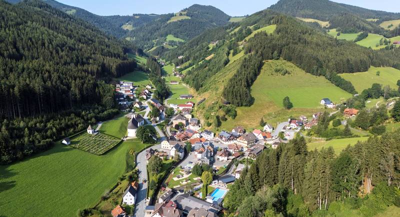 Ortsbild der Gemeinde Gasen im Naturpark Almenland, © Oststeiermark Tourismus, Kurt Elmleitner