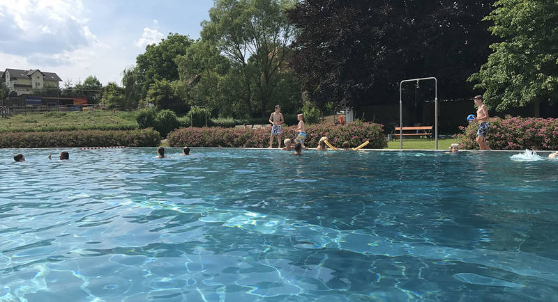 Baden im Ortszentrum von Fladnitz