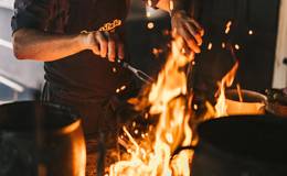Sterzkochen im Rauchstubenhaus Anger