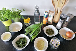 Löwenzahn Wildkräuter Suppe Zutaten