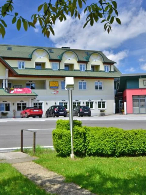 Pröllhofer