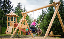 Ein großer Kinderspielplatz beim Gasthof Unterberger