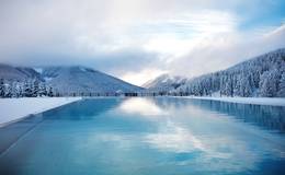 Almwellness Hotel Pierer Infinity Pool im Winter