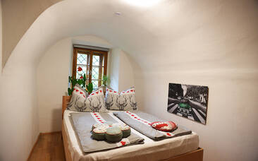 Schlafzimmer in der Ferienwohnung Raabklamm
