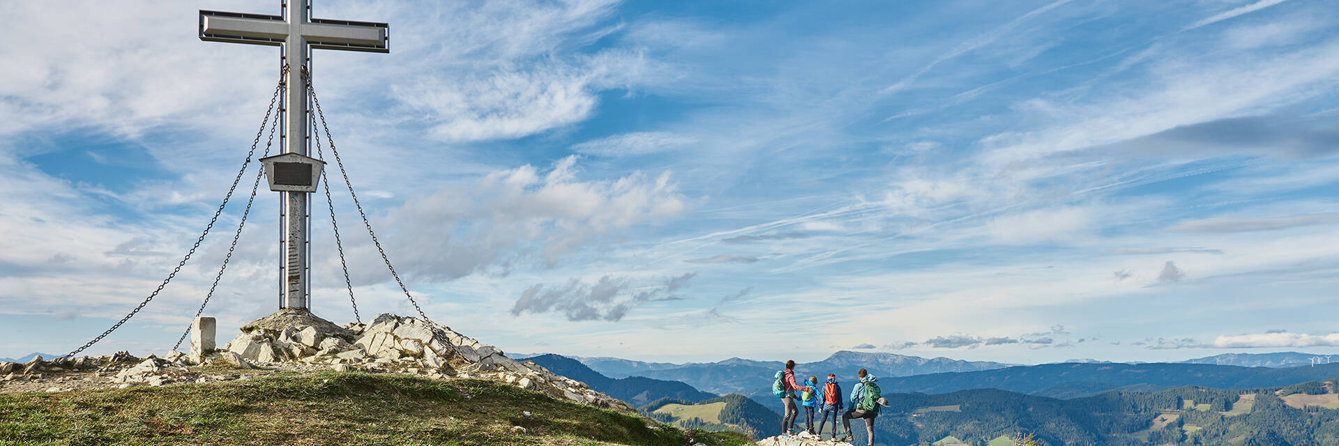 Leichte Wanderwege im Almenland.