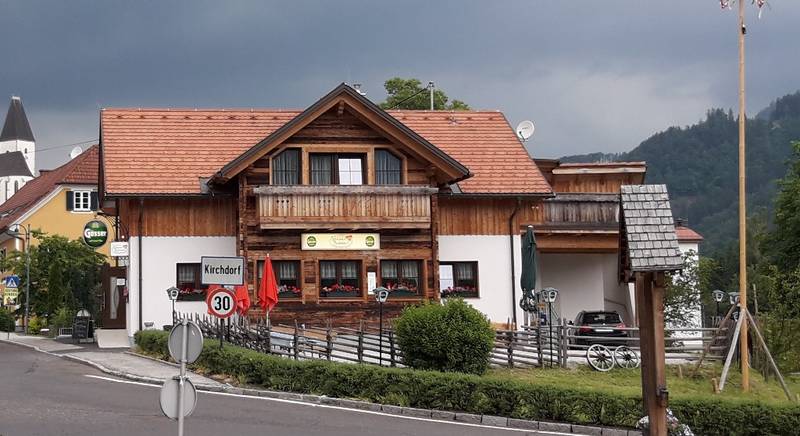 Hausansicht Steirer Busserl Pernegg