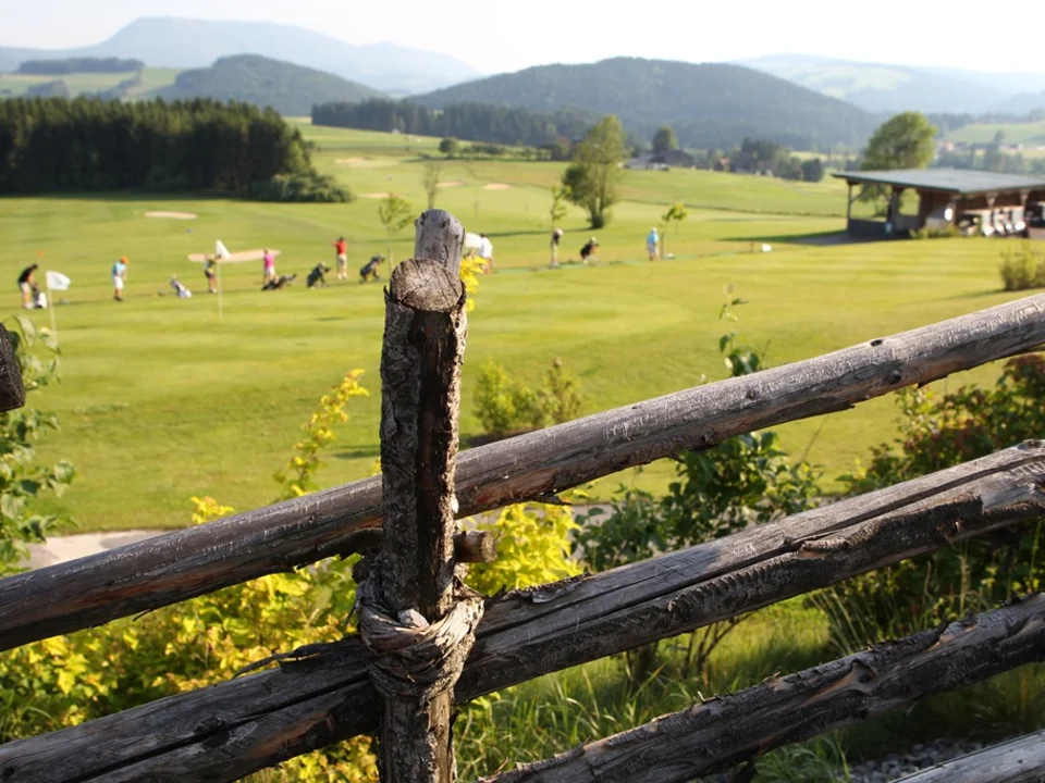Almenland Golfplatz Bänderzaun
