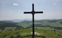 Heulantsch Gipfelkreuz im Naturpark Almenland