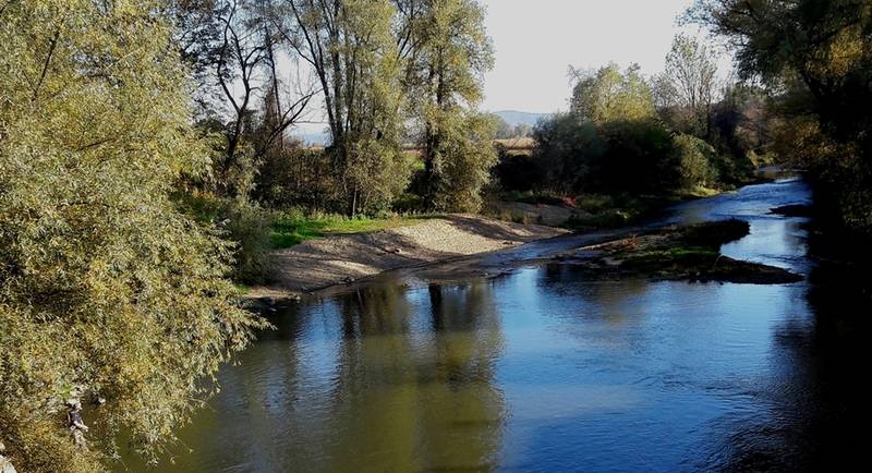 Raabtal Radweg Ufer bei Studenzen