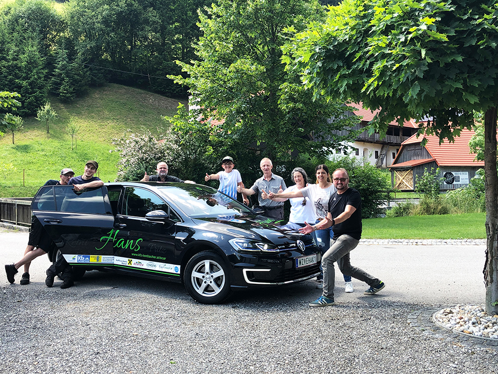 Das E-Auto HANS in Passail