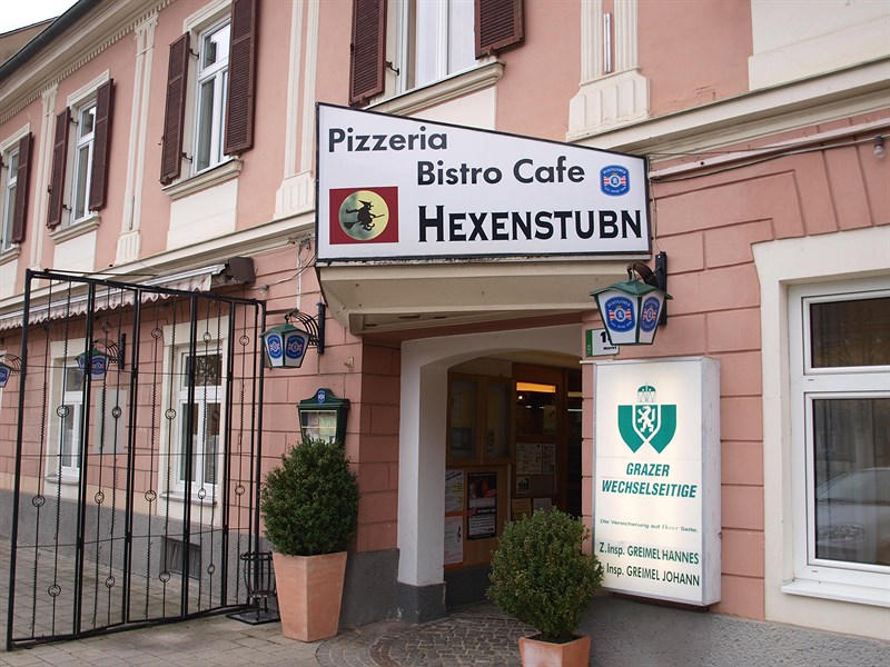 Die Pizzaria Hexenstube direkt am Marktplatz in Passail