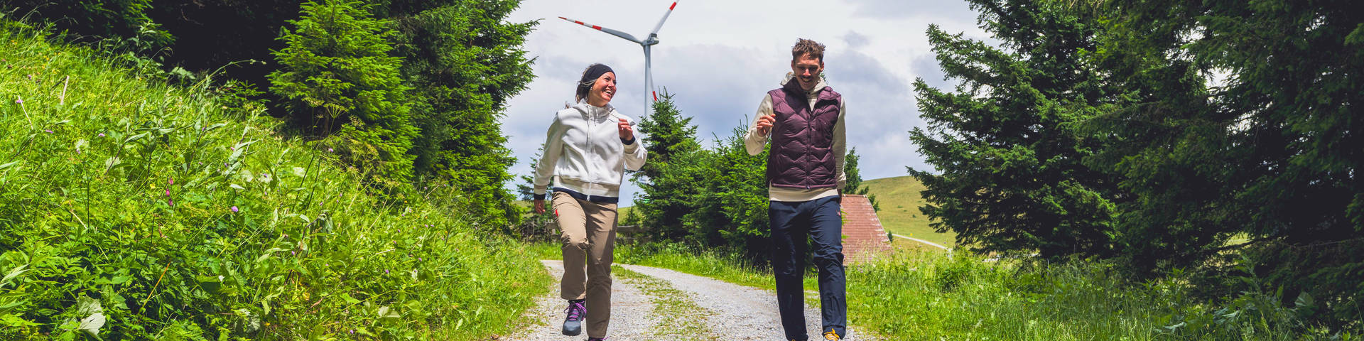 Wandern im Sommer auf der Sommeralm