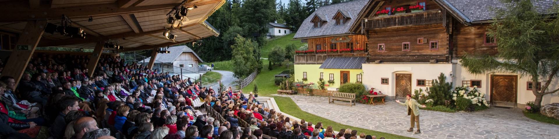 Huabn Theater